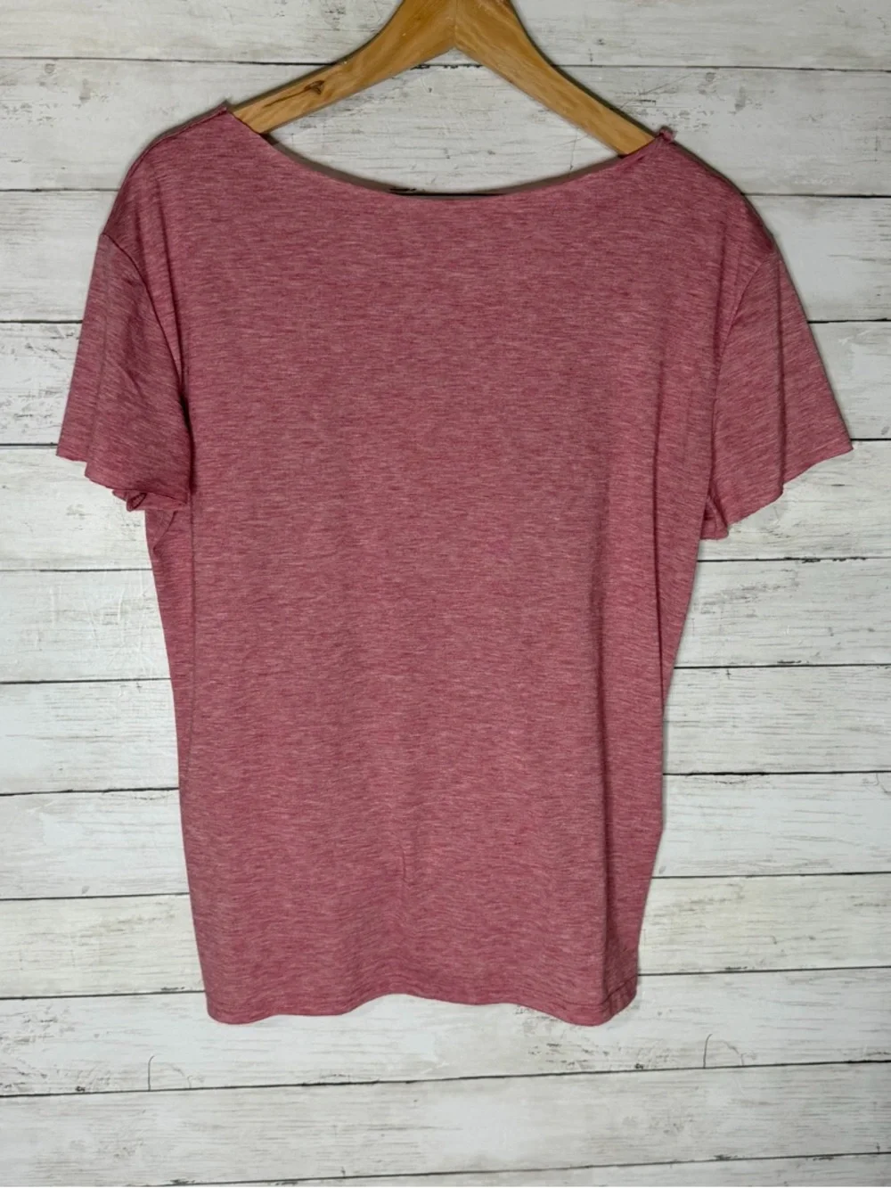 Dolly Parton Pink Graphic T-shirt - Picture 3 of 3